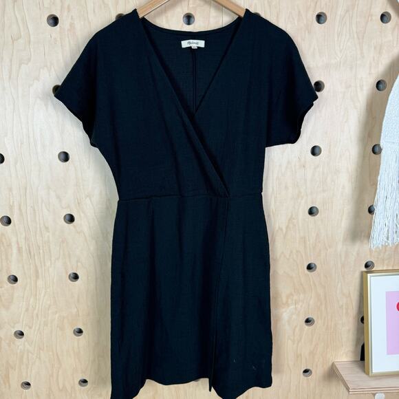 Madewell Women’s Cross-Front Flutter-Sleeve Mini Dress Size Medium - Picture 2 of 5